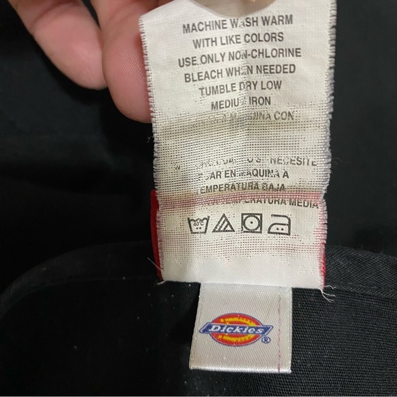 Dickies Medical Black Everday Scrubs V-Neck Top 810506 - Picture 7 of 7